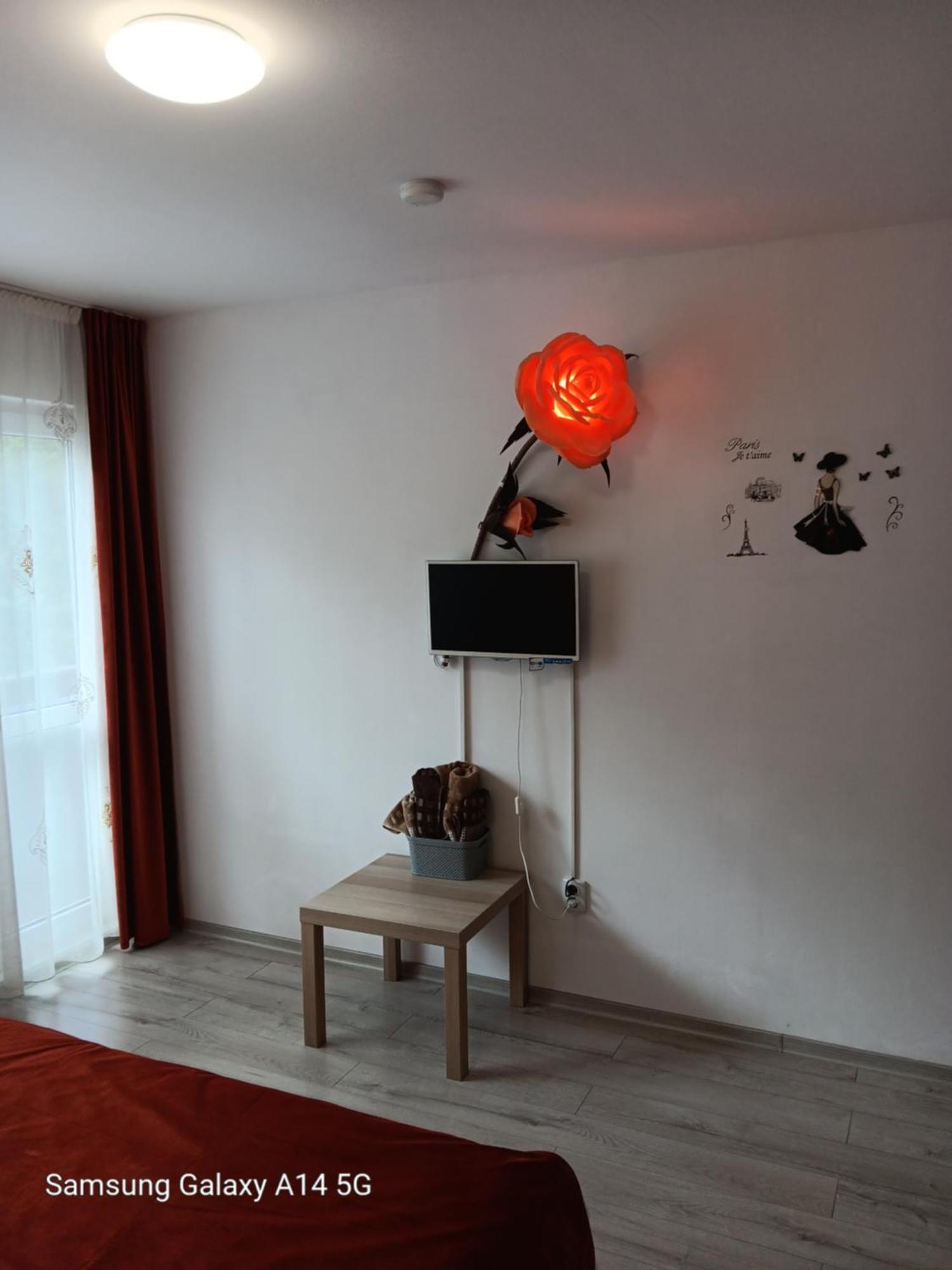 Casa Cu Semineu Moieciu Villa Moieciu de Jos Bagian luar foto